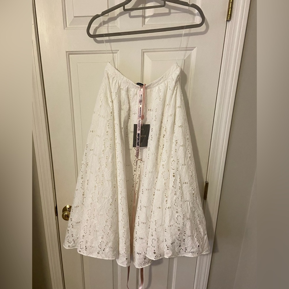 NWT House of CB Francine White Eyelet A-Line Women's Midi Skirt - Picture 2 of 6
